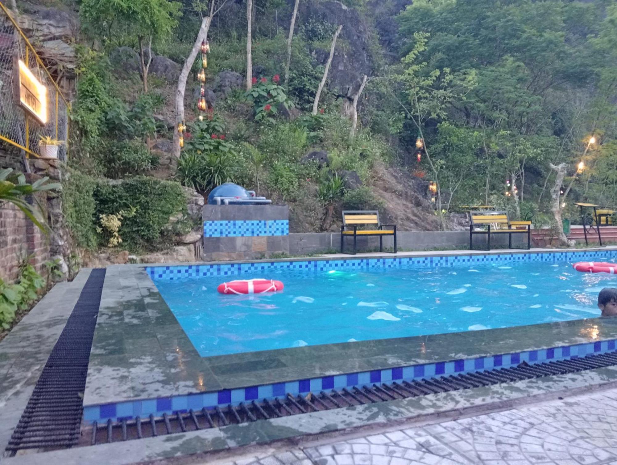 פונג נה Song Toan Hotel מראה חיצוני תמונה